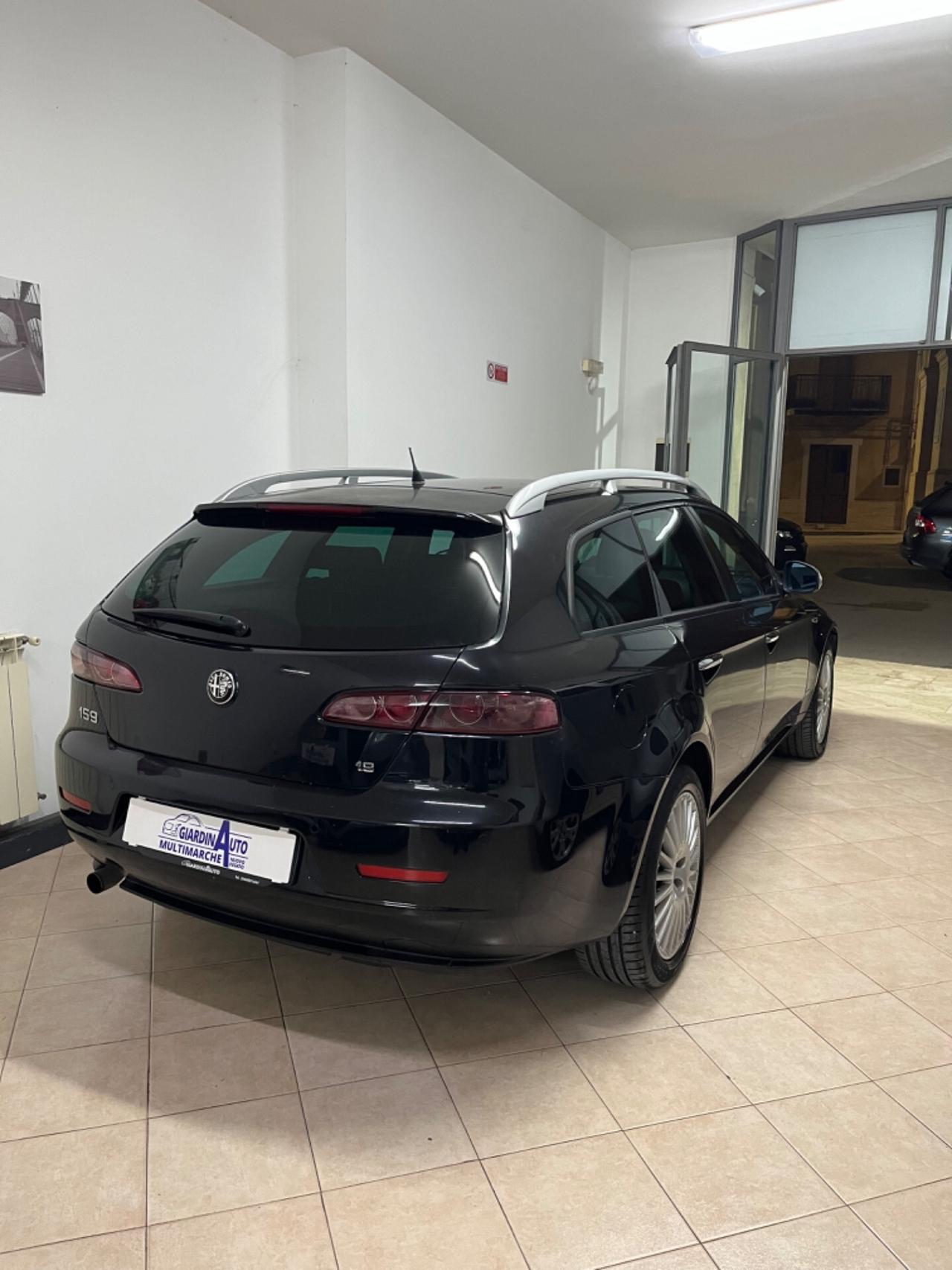 Alfa Romeo 159 1.9 JTDm 16V Sportwagon Distinctive