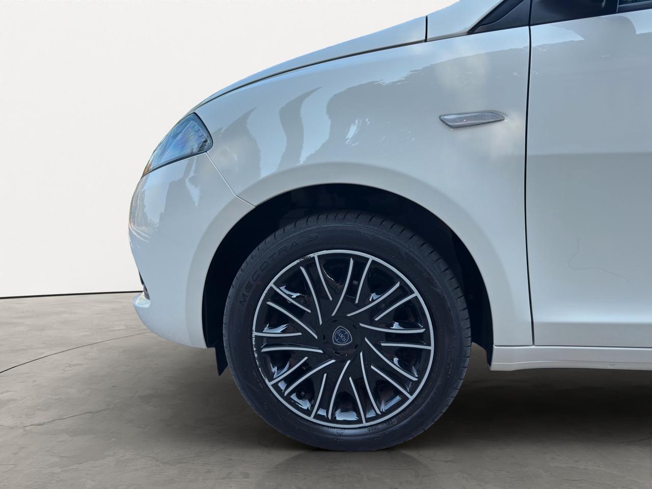 Lancia Ypsilon 1.0 FireFly S&S Hybrid Gold - 2022
