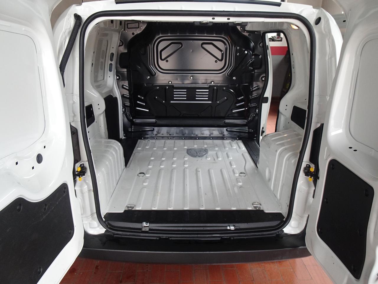 Fiat Fiorino 1.3 MJT 95CV Cargo