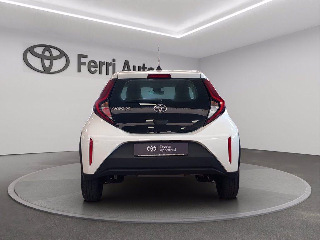 TOYOTA Aygo x 1.0 active 72cv del 2022
