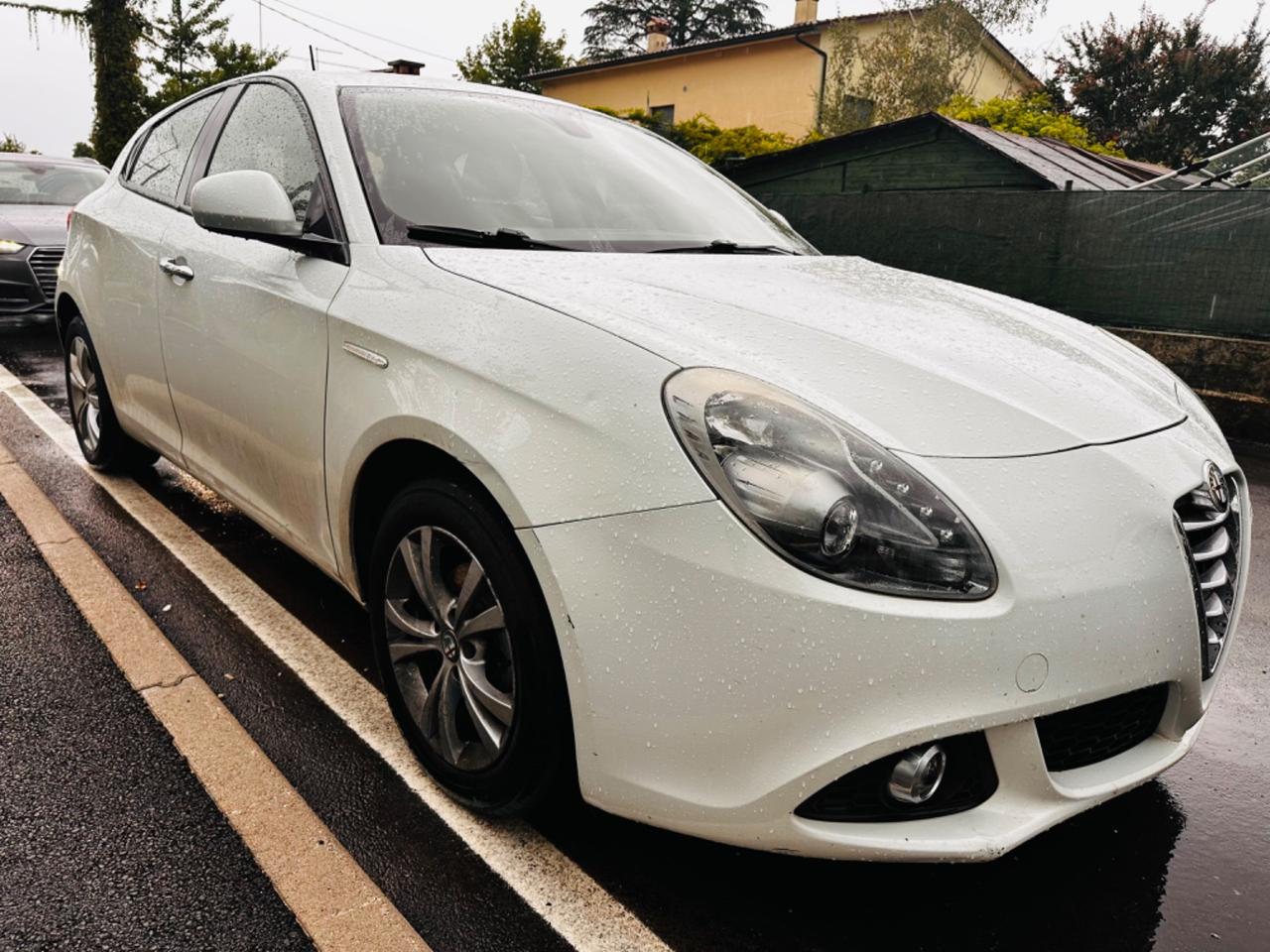 Alfa Romeo Giulietta 1.6 JTDm-2 105 CV Exclusive