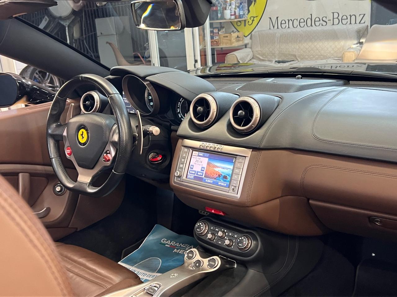 Ferrari California DCT Book service