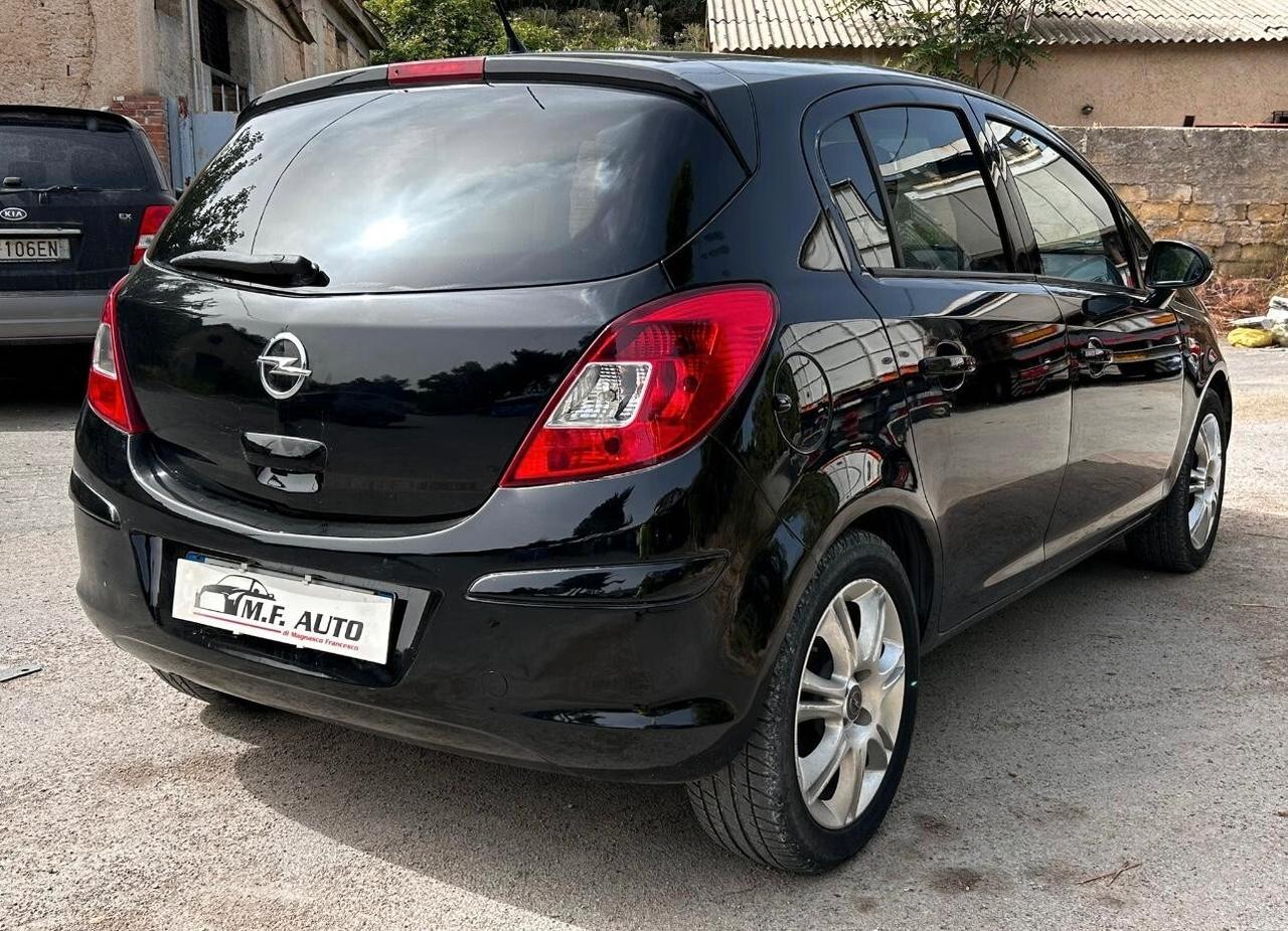 Opel Corsa 1.2 85CV 5 porte GPL - 2013