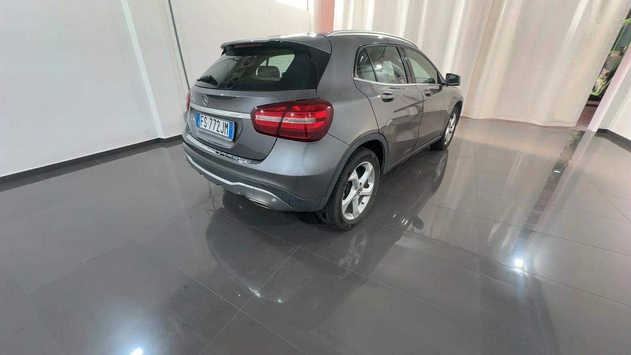 Mercedes-benz GLA 180 GLA 180 d Automatic Sport