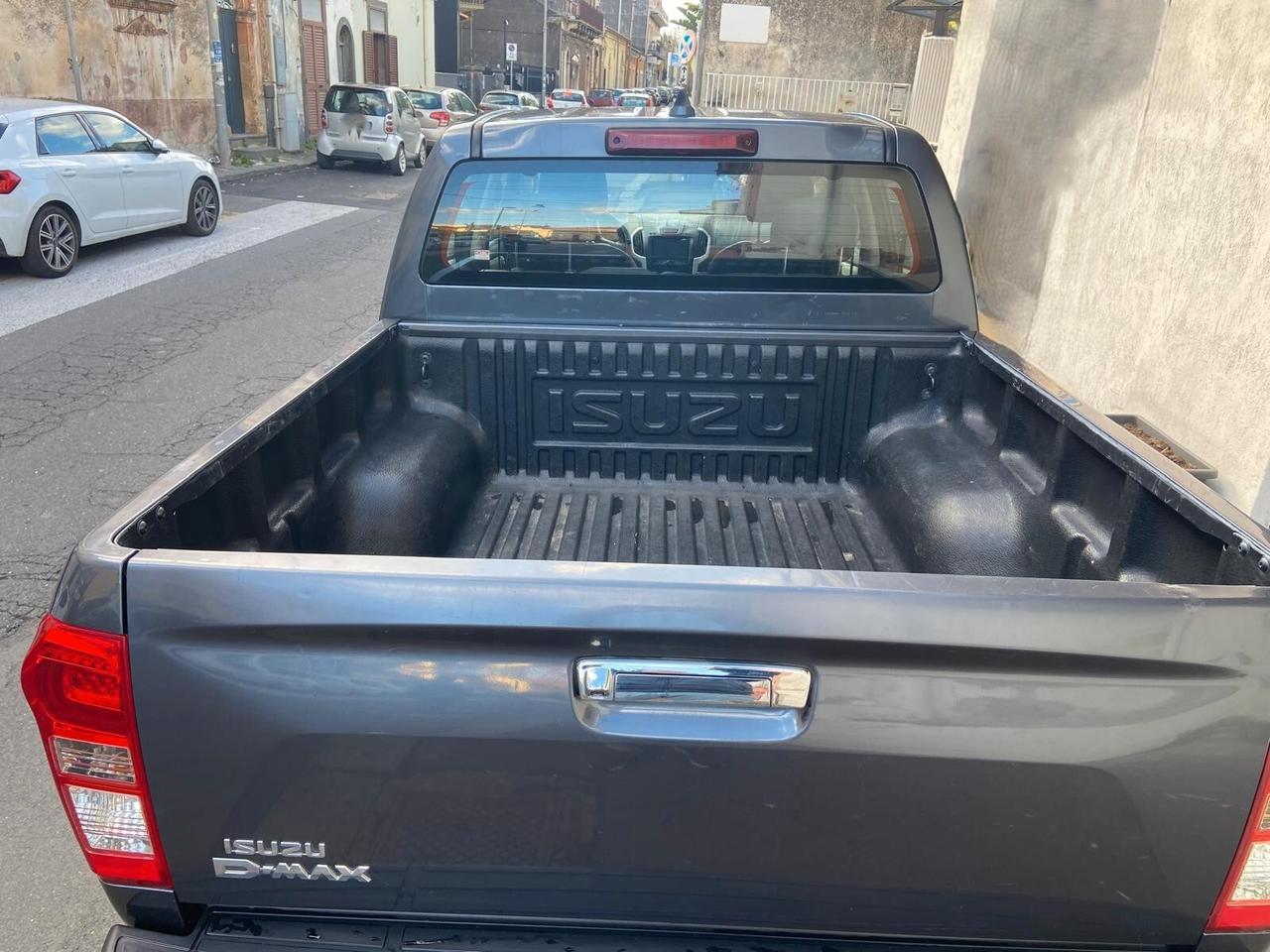 Isuzu D-Max 1.9 Crew Cab Supernova 4WD Clima