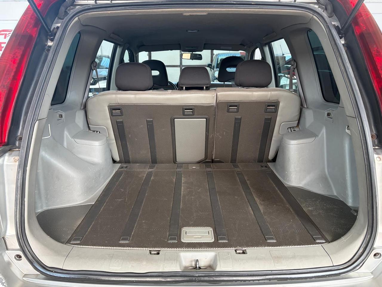 Nissan X-Trail 2.2 dCi Elegance