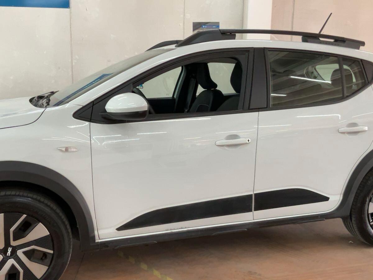 Auto in arrivo Dacia Sandero Stepway 1.0 TCe ECO-G Expression