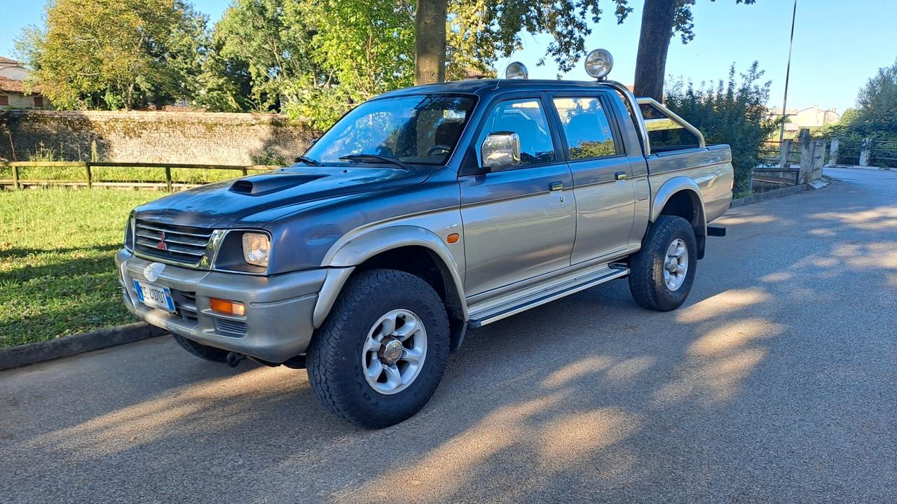 Mitsubishi L200 2.5 TDI 4WD Doppia cabina