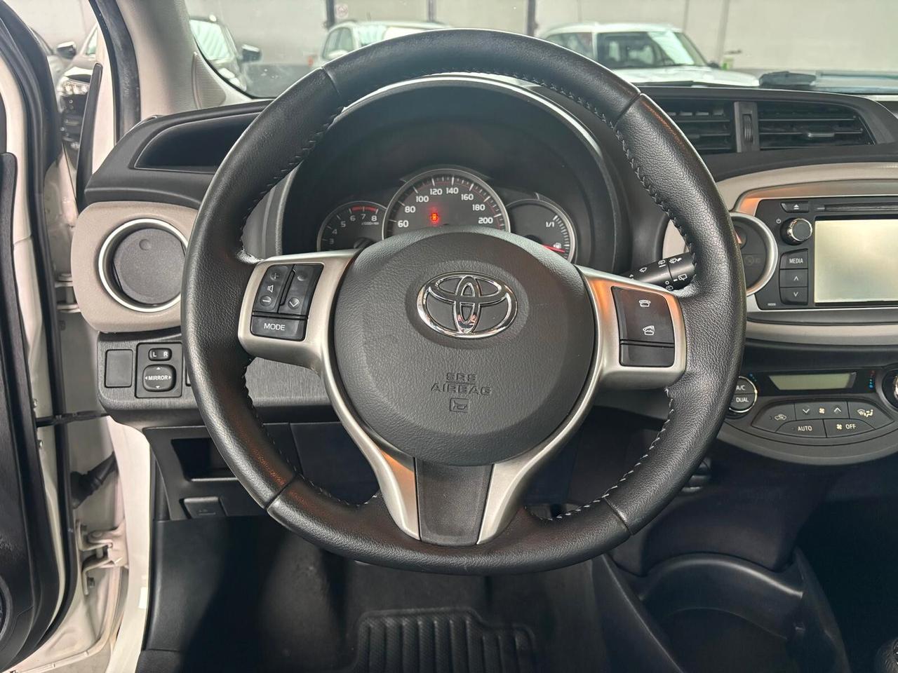 Toyota Yaris 1.0 3 porte Active