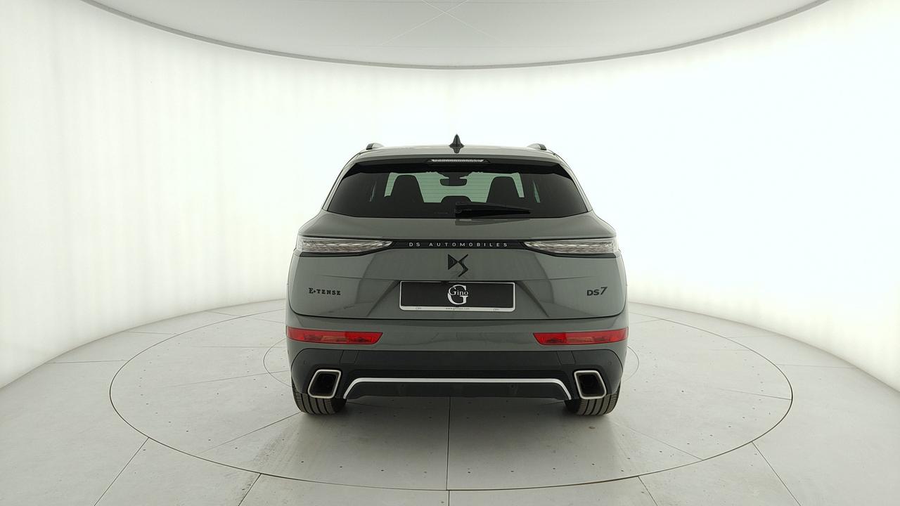 DS DS7 1.6 e-tense phev Performance Line+ 225cv auto