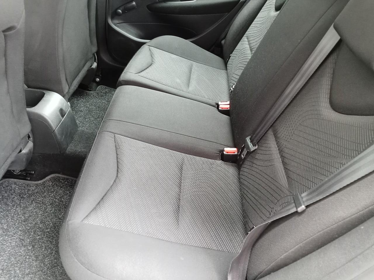 Peugeot 308 1.4 VTi 98CV 5p. Access