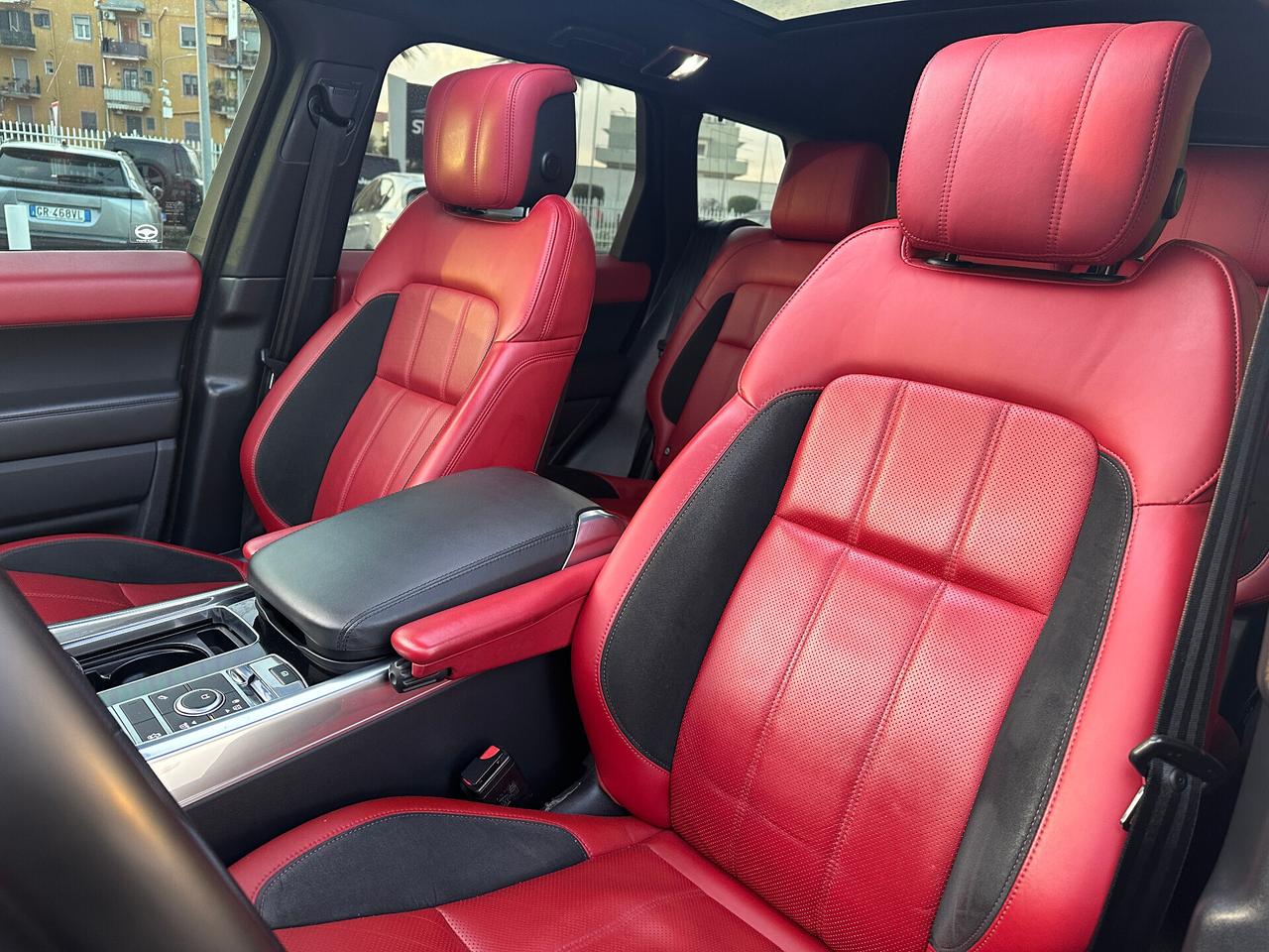 Land Rover Range Rover Sport 3.0 TDV6 HSE