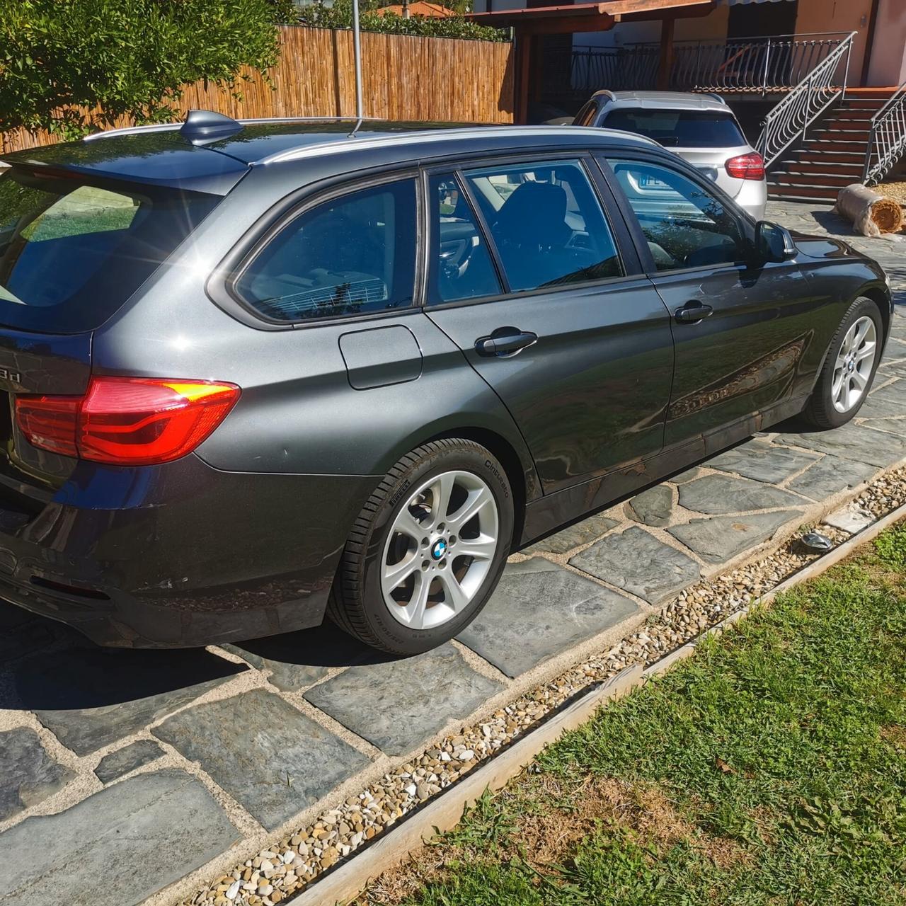 BMW SERIE 3 F31 318D 150HP TOURING BUSINESS-2016 *CATENA DISTRIBUZIONE EFFETTUATA*