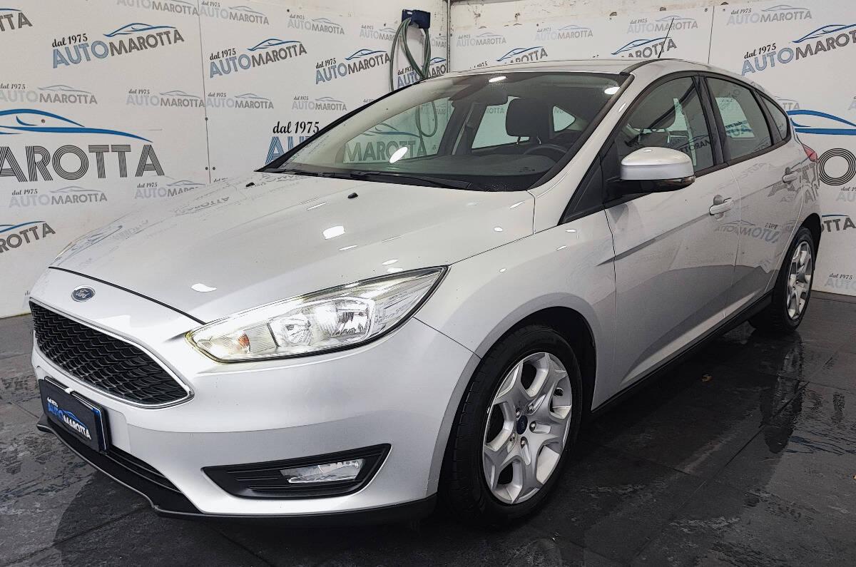 Ford Focus 1.5 tdci Titanium s&s 95cv 5p NEOPATENTATI!