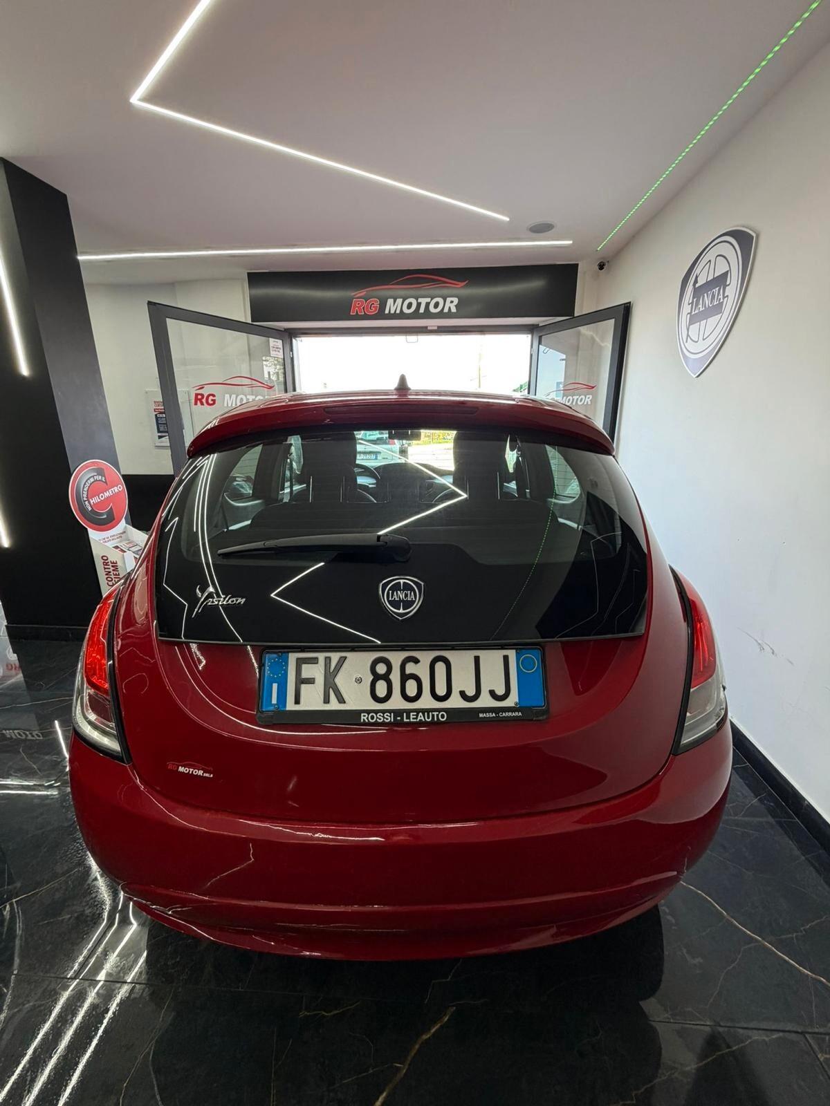 Lancia Ypsilon 1.2 69 CV 5 porte GPL Ecochic Gold