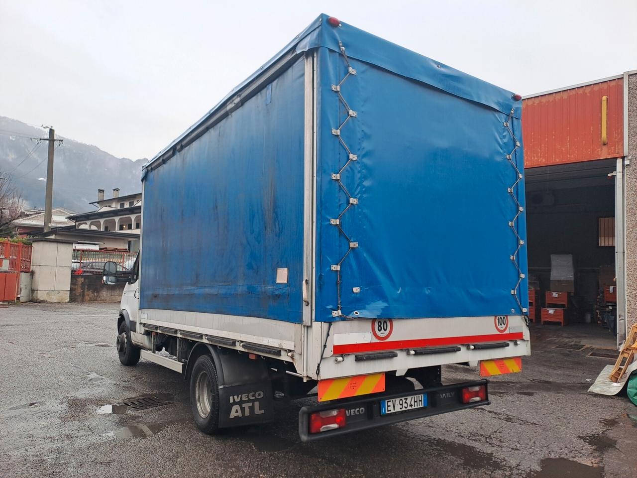 IVECO DAILY CENTINATO 3.0 *PATENTE C* 70C17