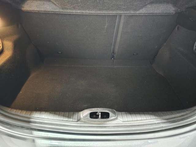 Peugeot 208 Neopatentati Benzina Euro 6 Cinghia nuova