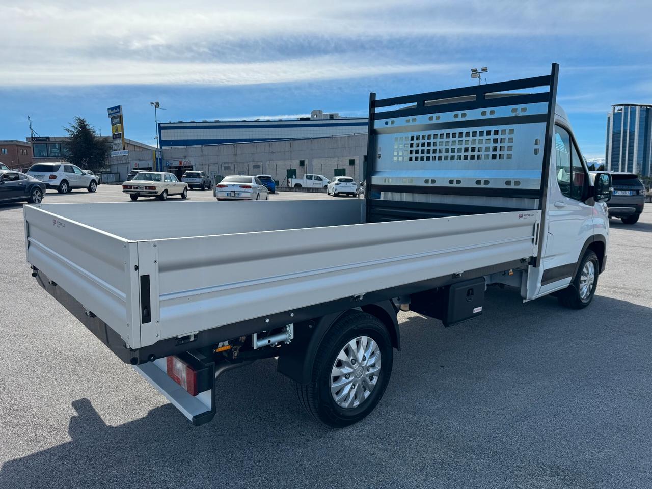 Maxus Deliver9 rwd R.Sing Cassone Fisso 3600mm