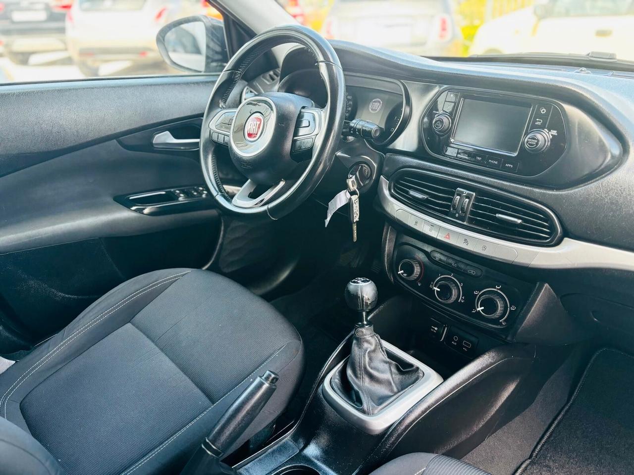 Fiat Tipo 1.6 Mjt S&S SW Lounge