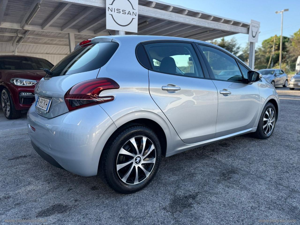 PEUGEOT 208 BlueHDi 75 5p. Allure