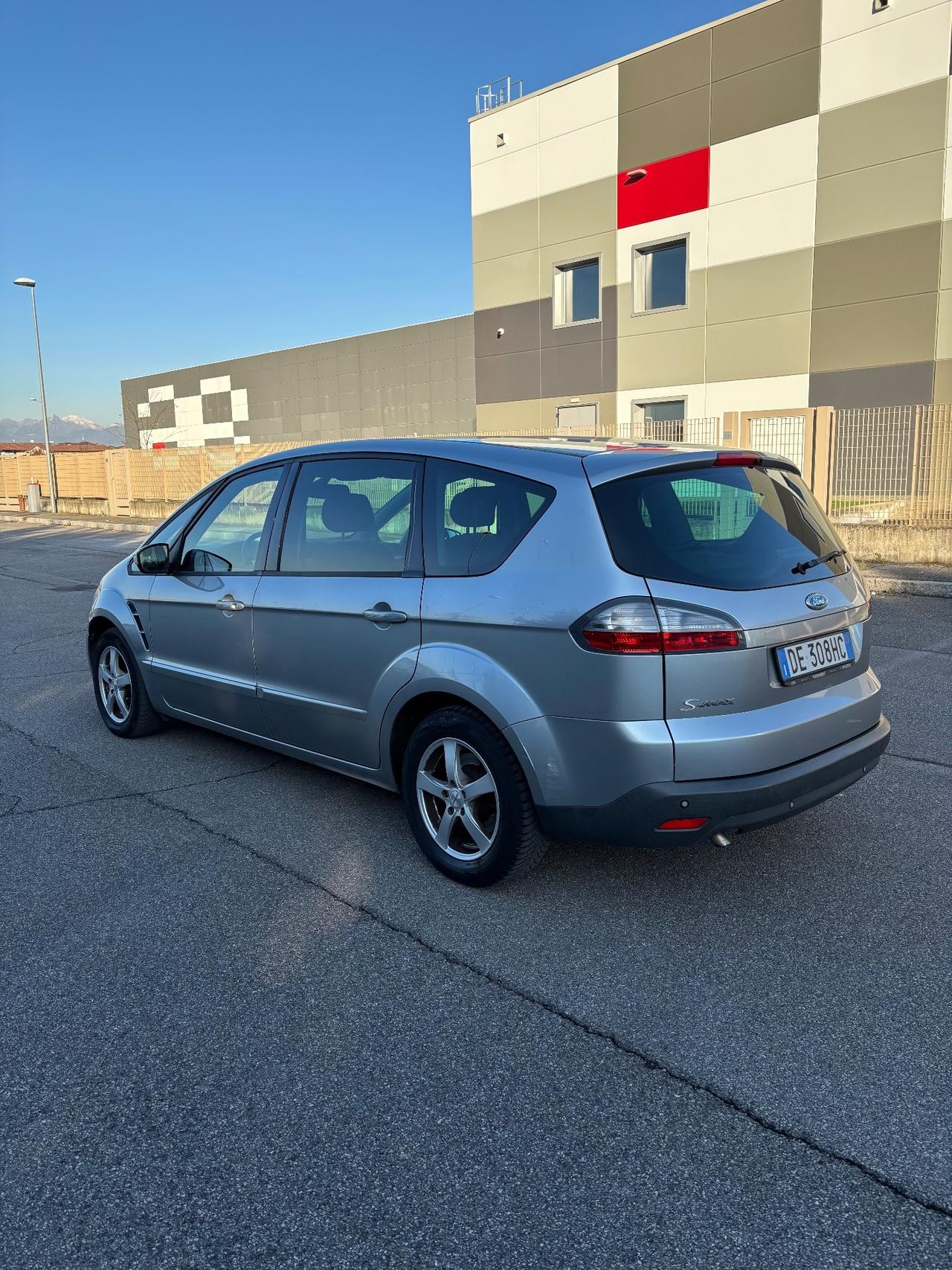 Ford S-Max 2.0 145CV Titanium