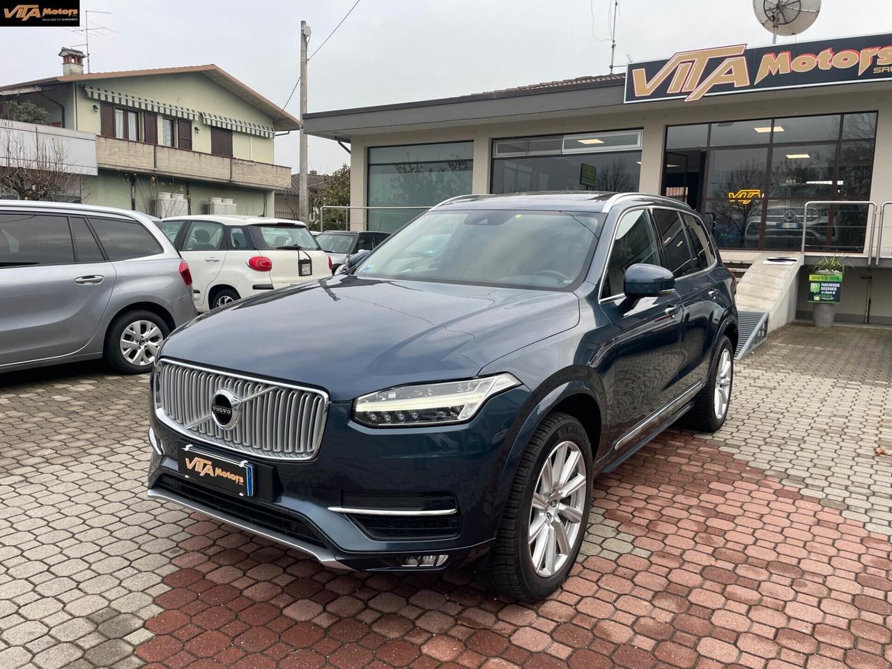 Volvo XC 90 D5 AWD 4x4 - 7 posti Inscription