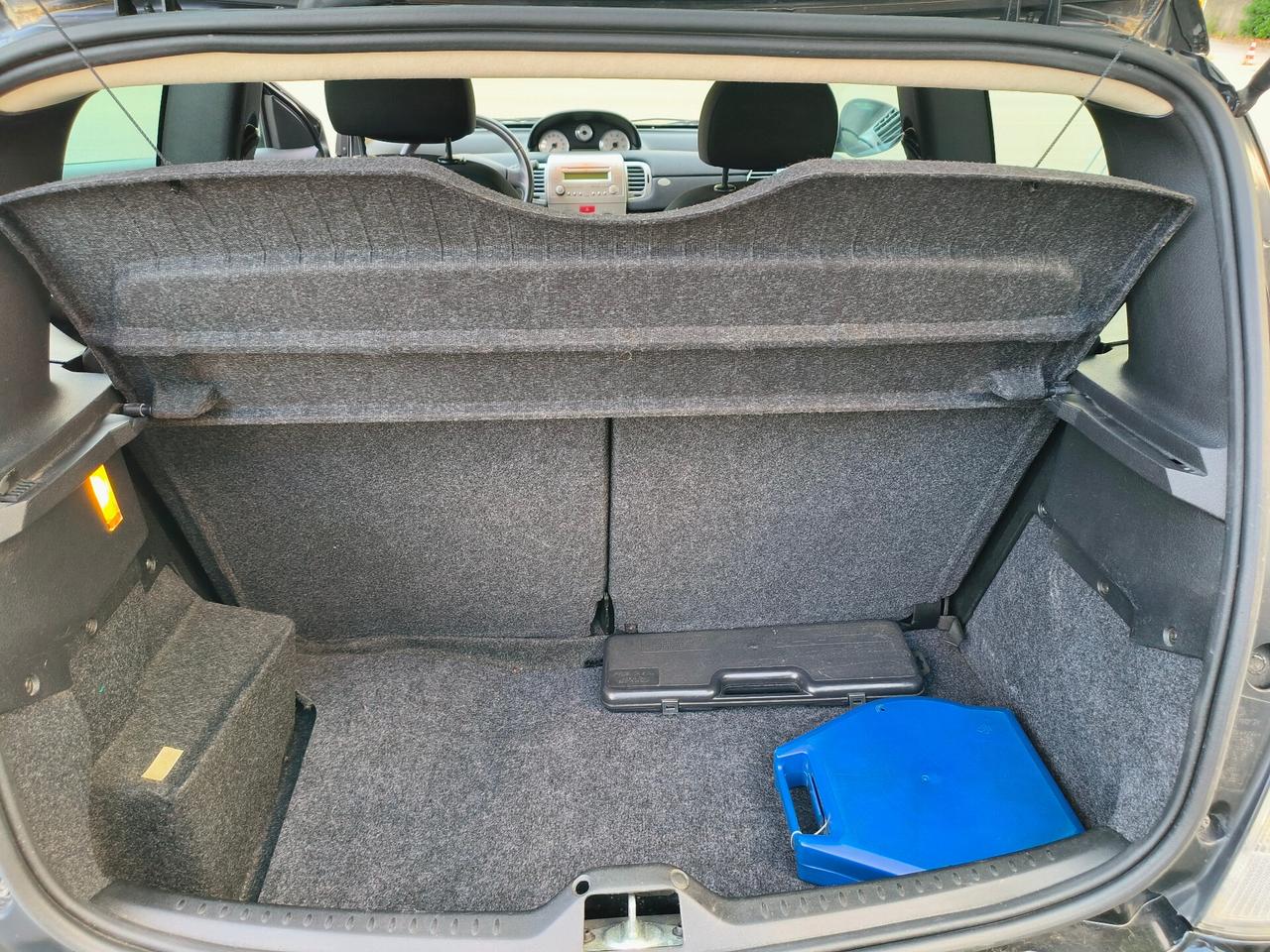 Lancia Ypsilon 1.2 69 CV Diva