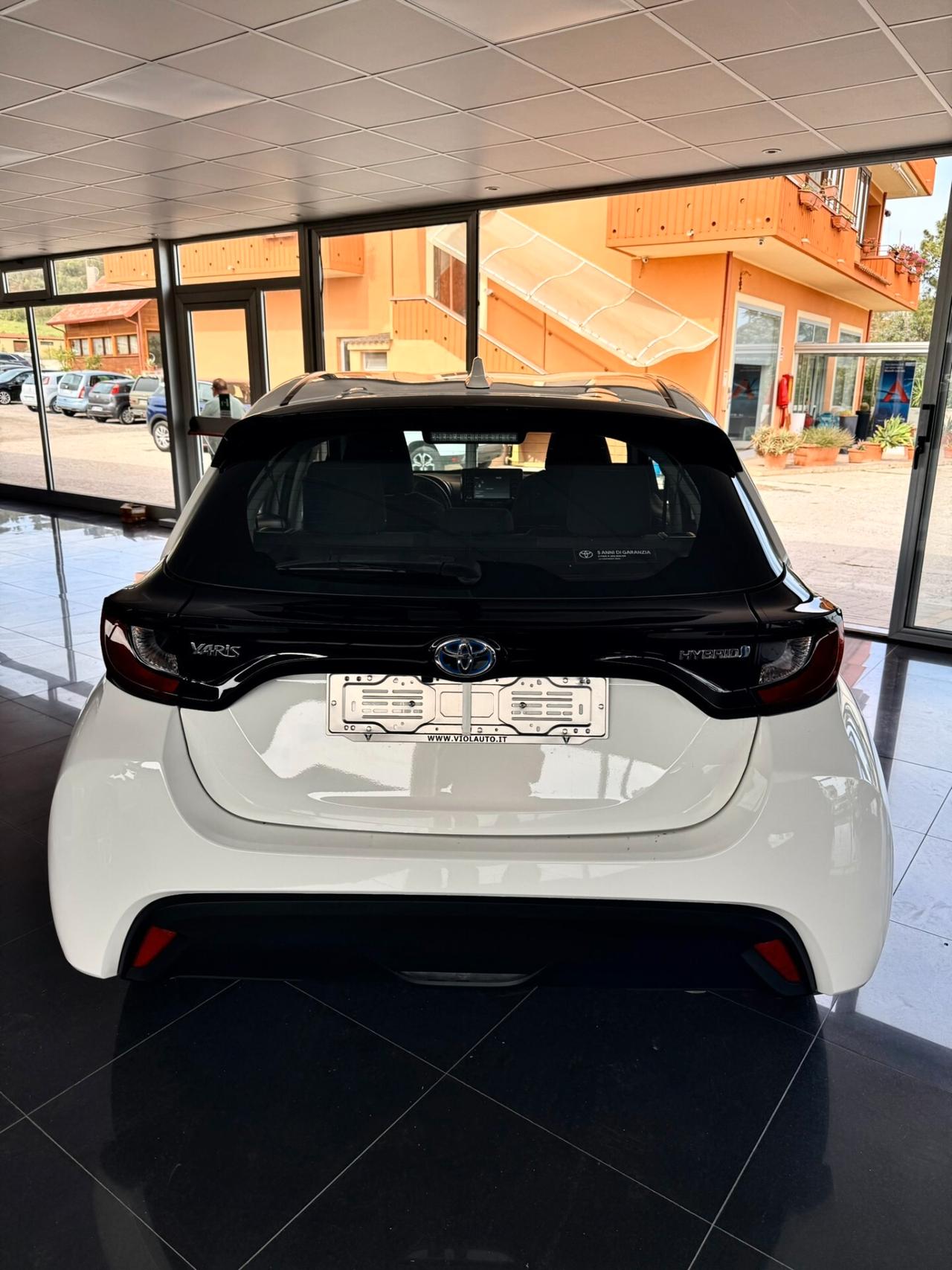 Toyota Yaris 1.5 Hybrid 5 porte Business