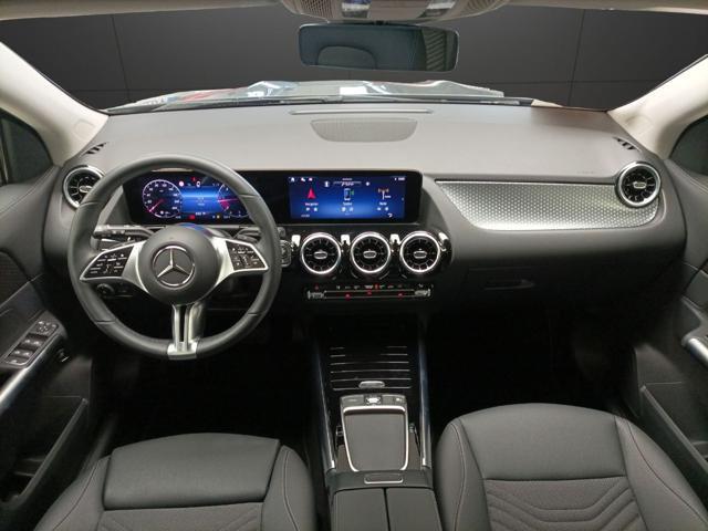 MERCEDES-BENZ GLA 180 d Automatic Progressive Advanced
