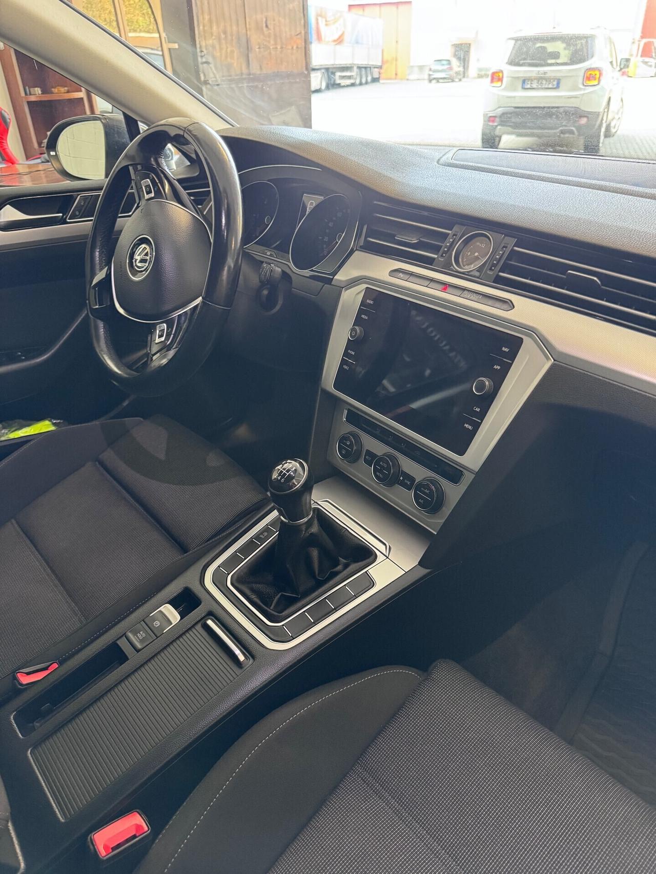 Volkswagen Passat Business 2.0 TDI Executive BlueMotion Technology