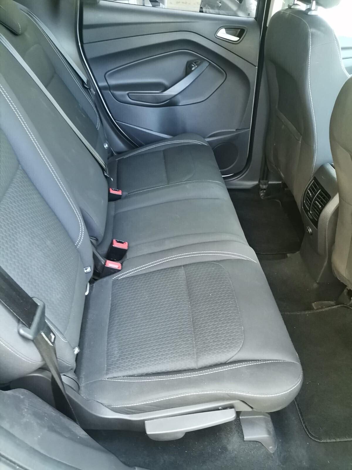 Ford Kuga 2.0 TDCI 120 CV S&S 2WD ST-Line