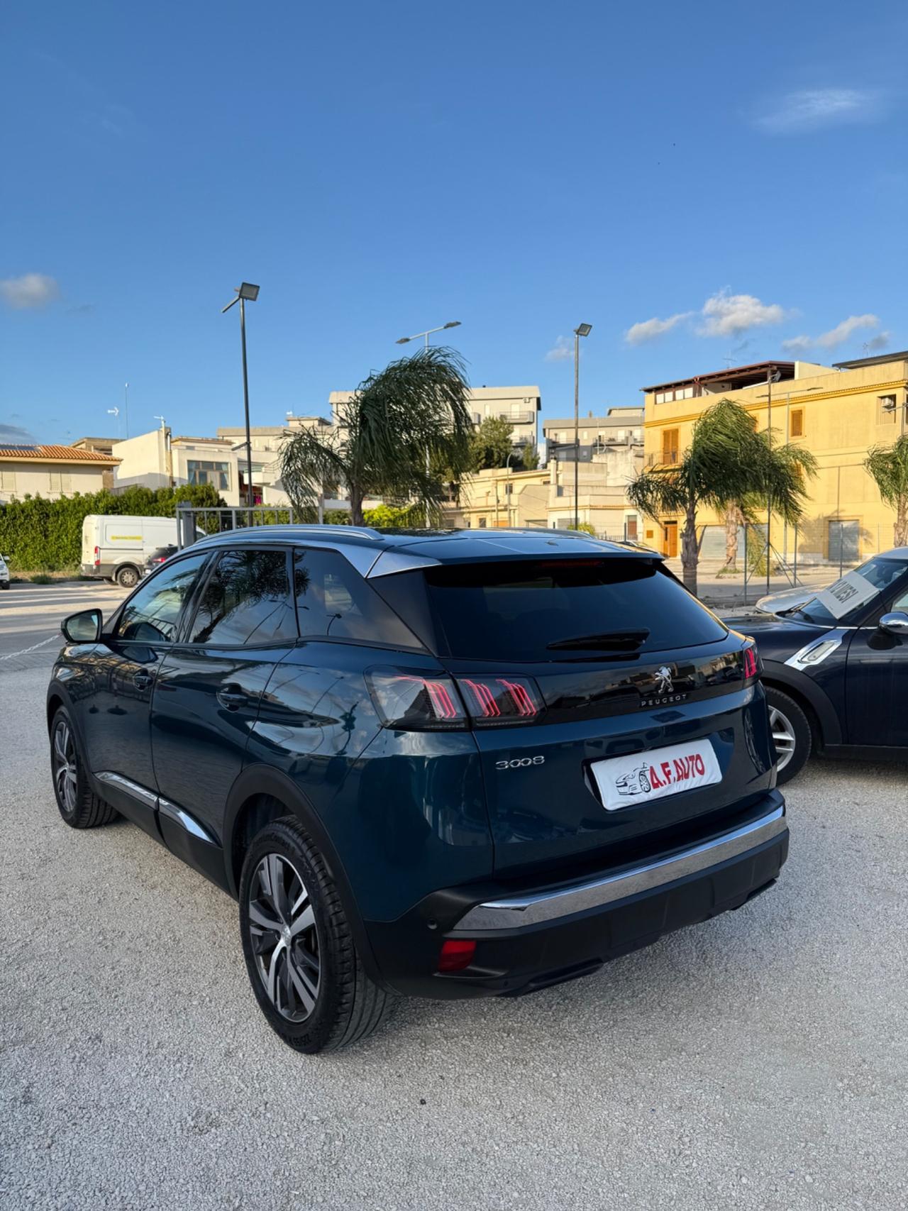 Peugeot 3008 BlueHDi 130 S&S EAT8 Allure