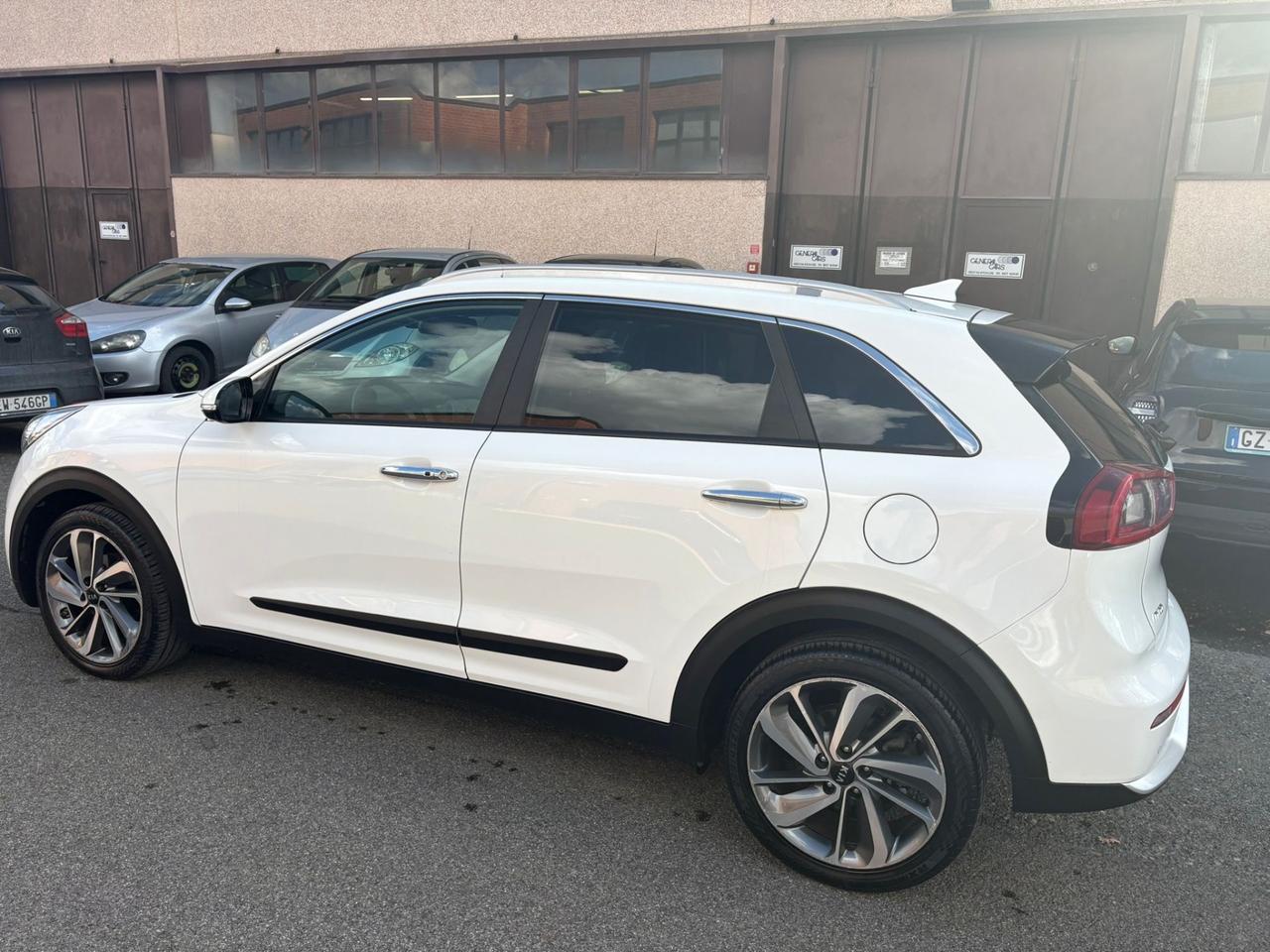 Kia Niro 1.6 GDi DCT FULL HYBRID 45.000 KM