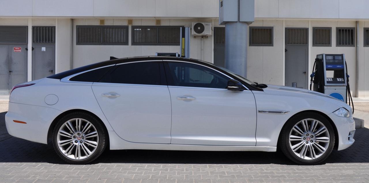 Jaguar XJ 3.0D V6 Luxury