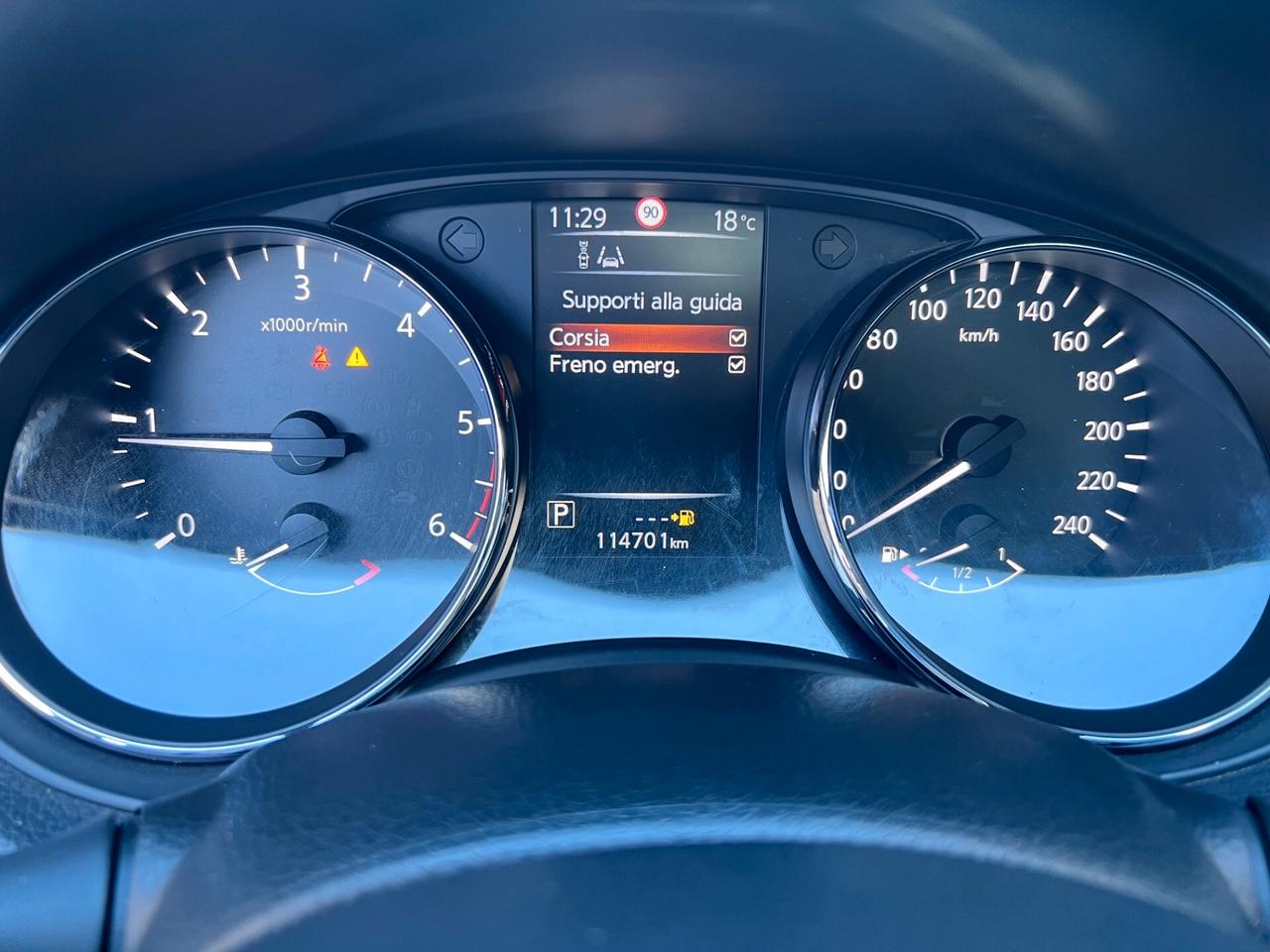 Nissan Qashqai 1.6 dci Tekna 2wd 130cv xtronic AUTOMNAVI/360. PERFETTA!!