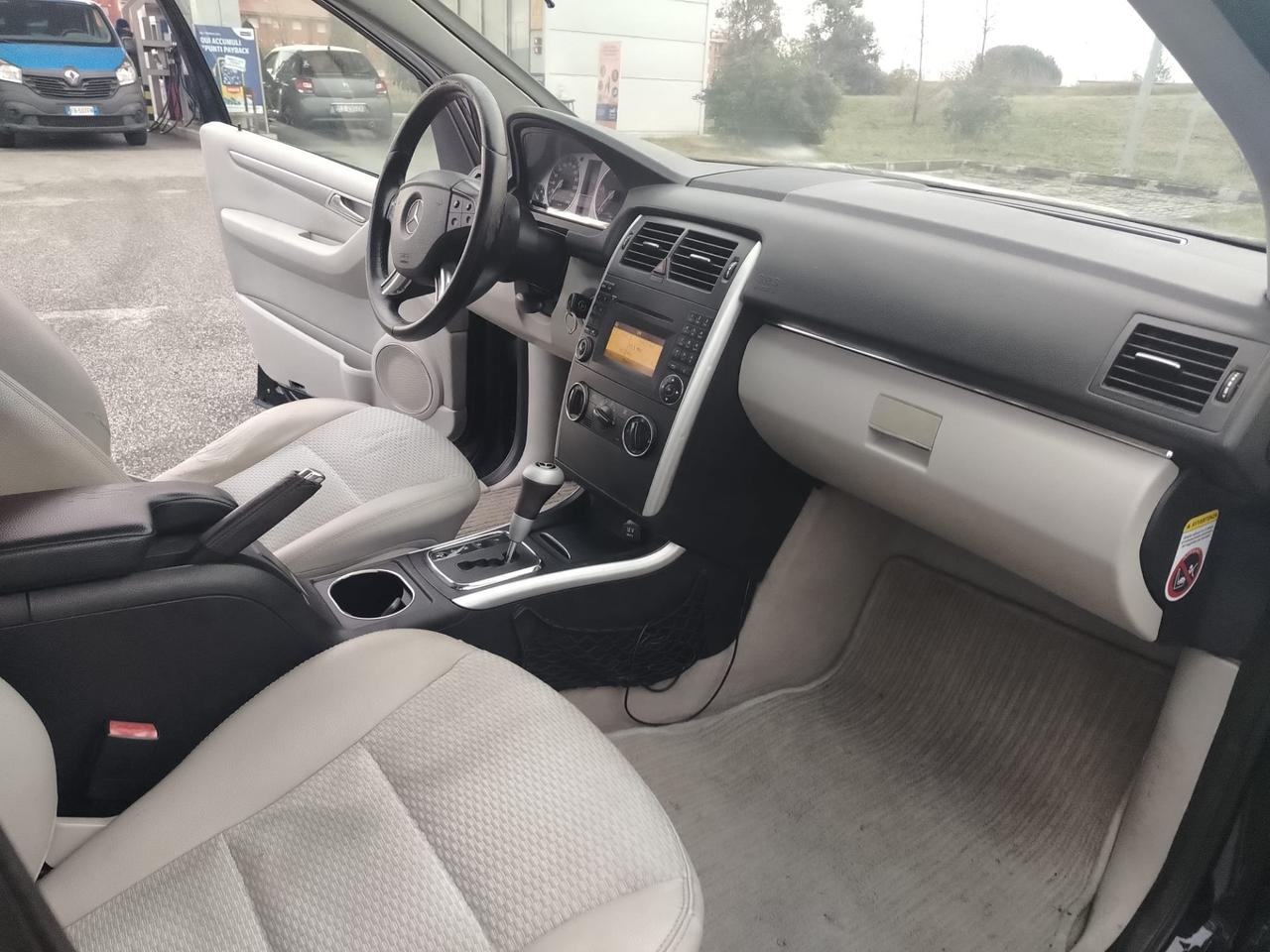 Mercedes-benz B 200 180 CDI