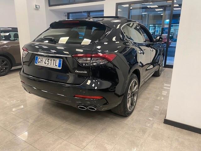 Maserati Levante 330 CV MHEV AWD GT