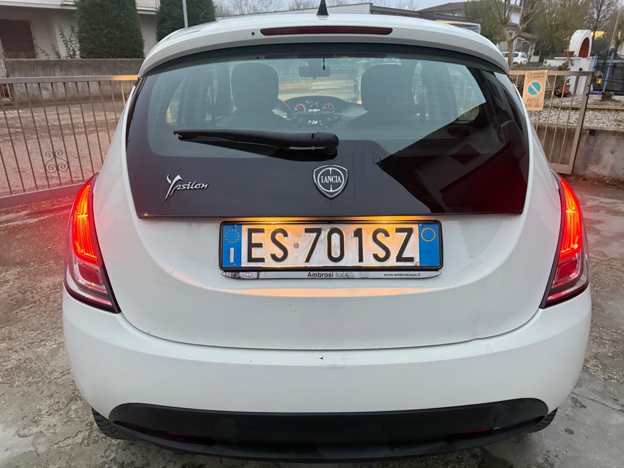 Lancia Ypsilon 0.9 METANO VALIDO 2029 2013 NEOPAT