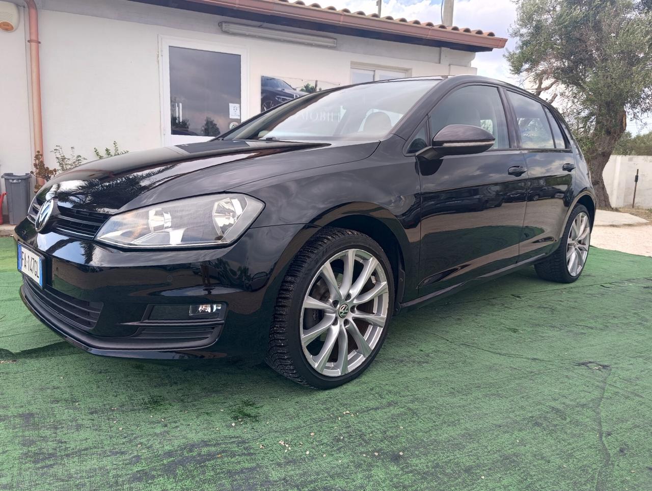 Volkswagen Golf Business 1.6 TDI 5p. Highline BlueMotion Technology . 2015