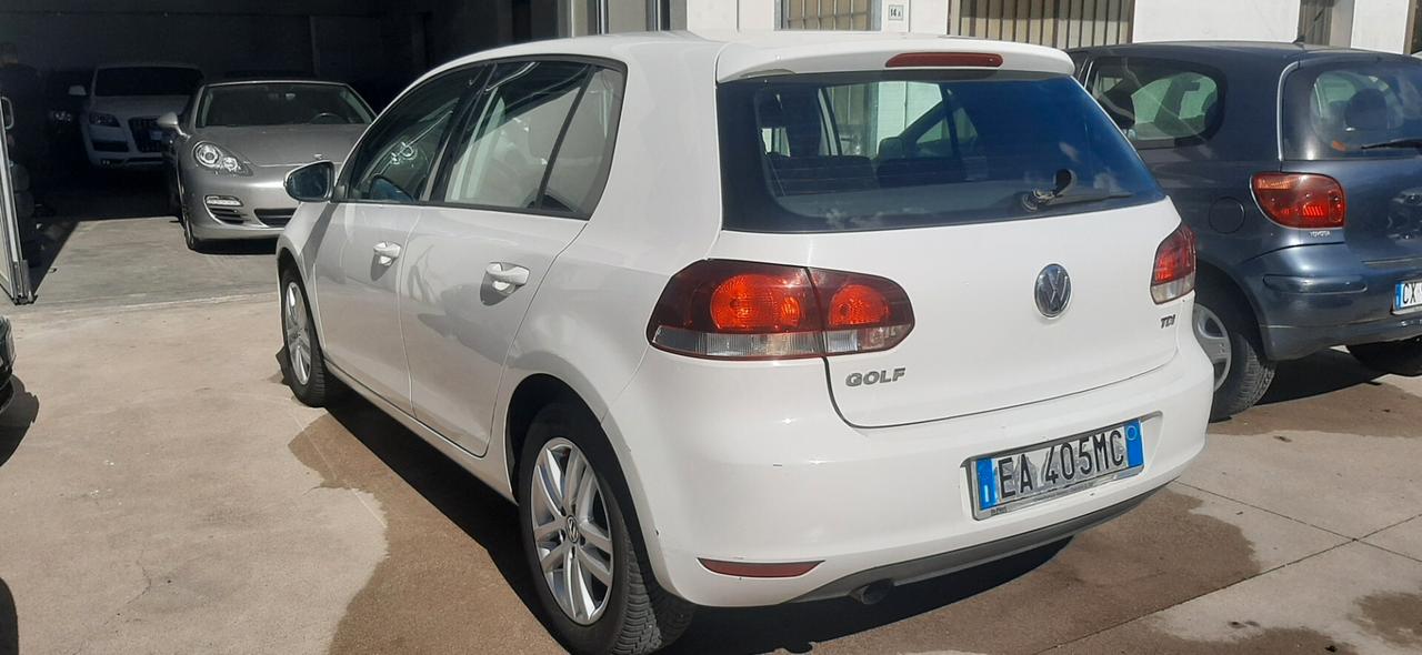 Volkswagen Golf 1.6 TDI DPF 5p. Highline