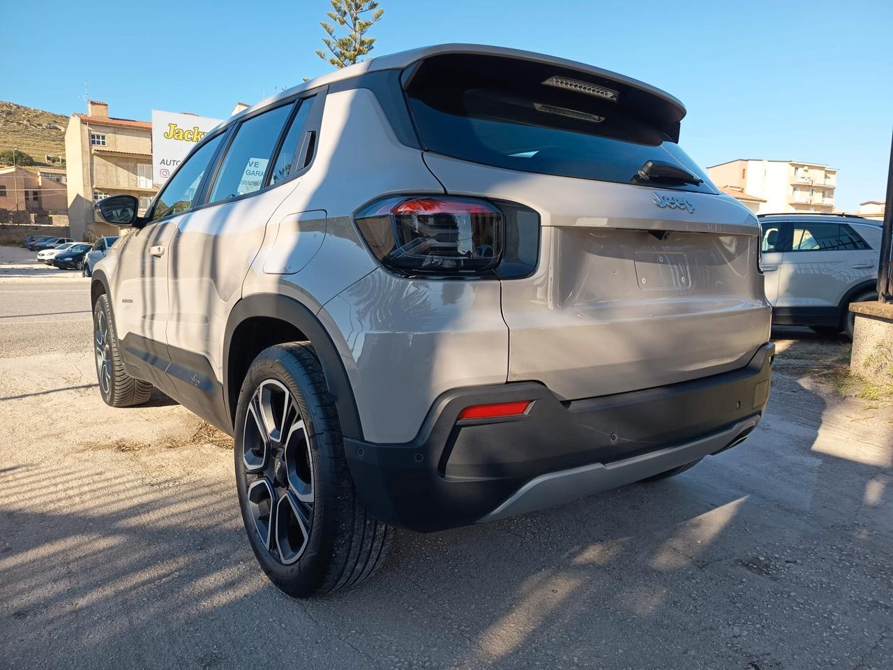 Jeep Avenger 1.2 Turbo 100 CV Summit