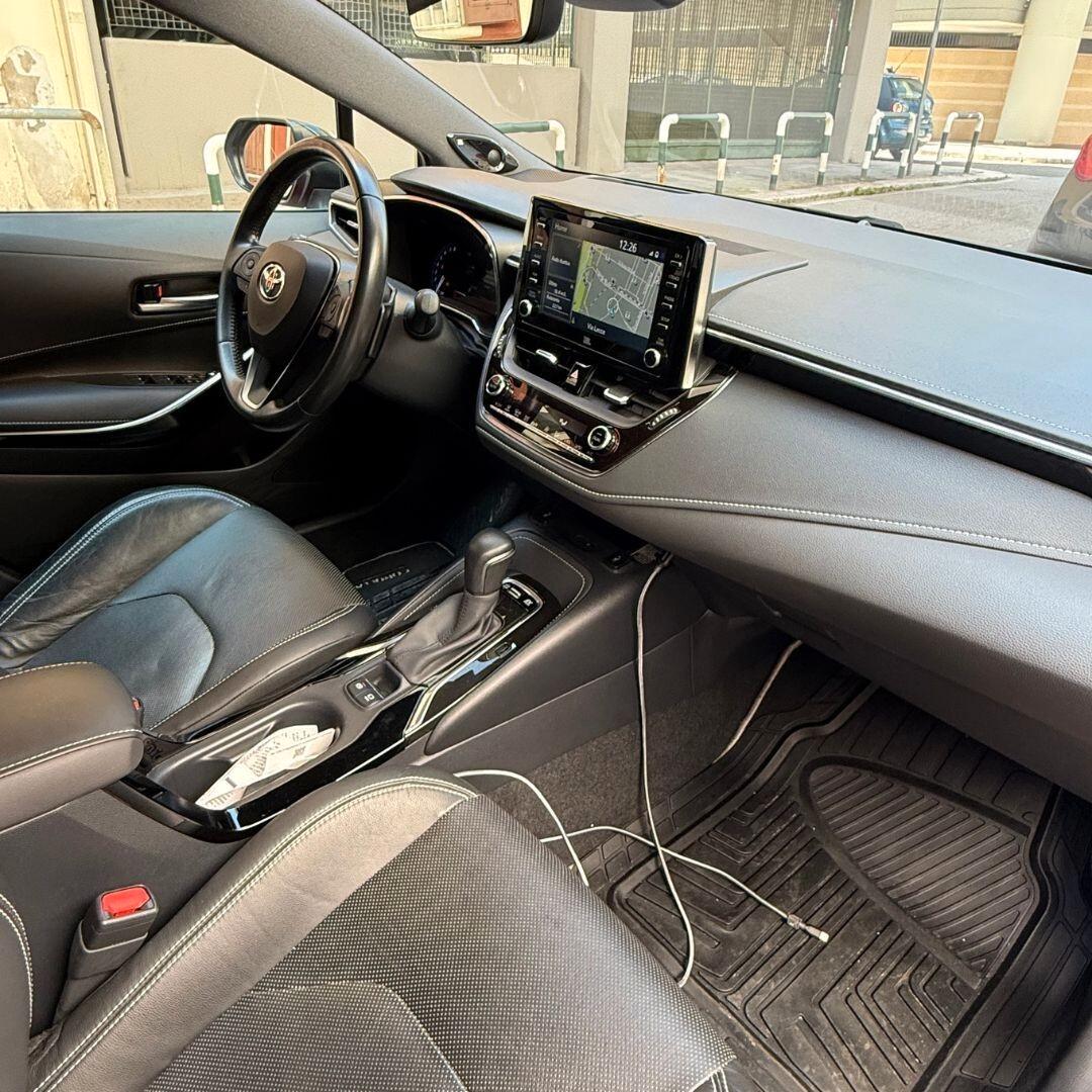 Toyota Corolla 2.0 Hybrid Lounge