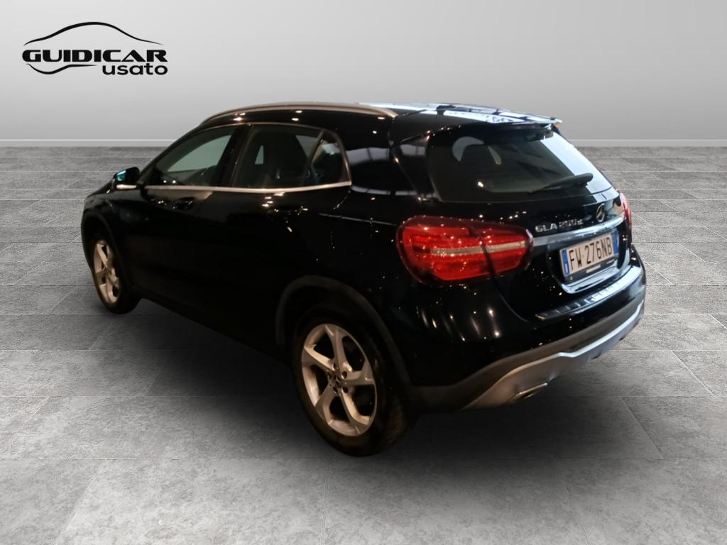 Mercedes-Benz GLA-X156 2017 - GLA 200 d Sport auto