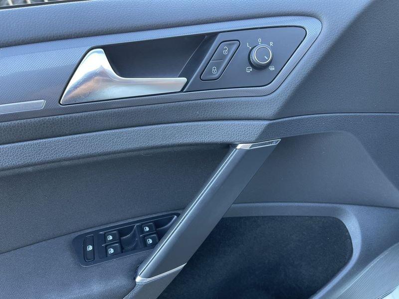 Volkswagen Golf 5p 1.6 tdi Sport Edition 110cv dsg