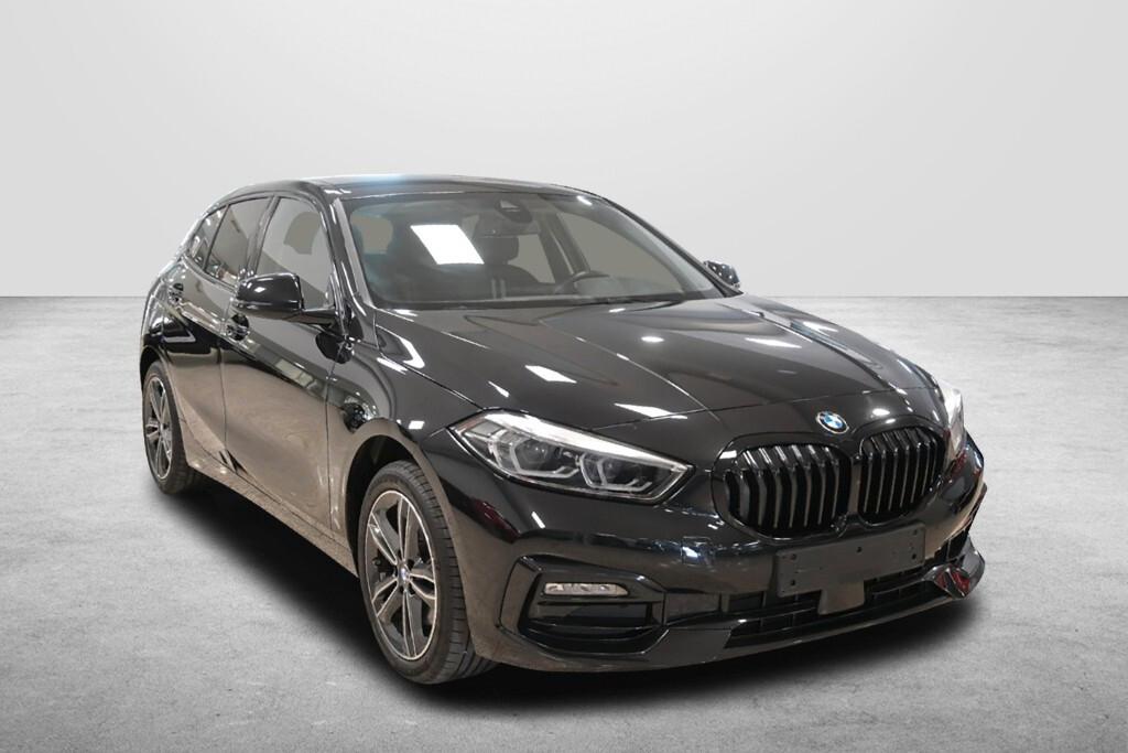 BMW 118i 136CV STEPTRONIC SPORT EDITION ( FARI LED - BMW DIGITAL COCKPIT - AMBIENT LIGHTS - NAVI - MIRROR - PARK ASSISTANT - TELECAMERA POST. - CERCHI 17 )