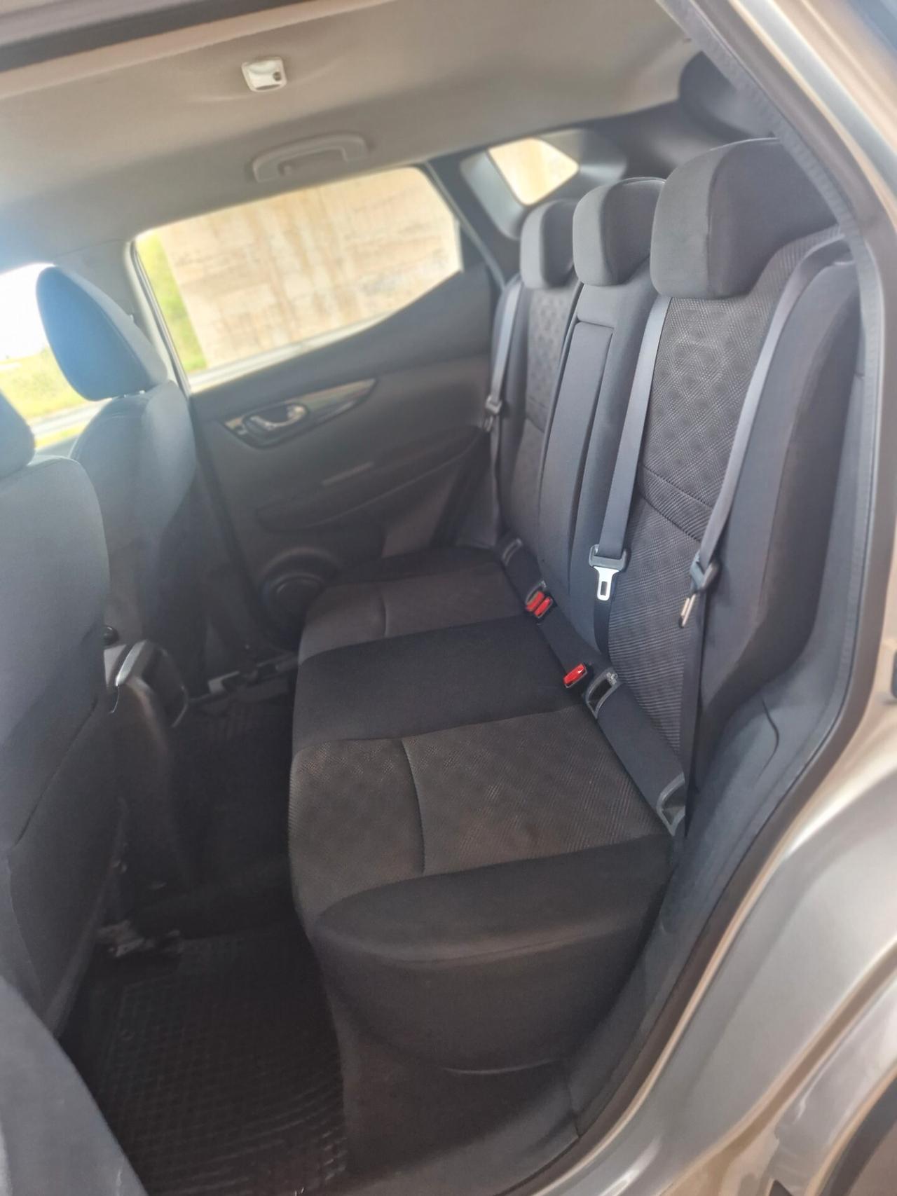 Nissan Qashqai 1.6 dCi 4WD Tekna