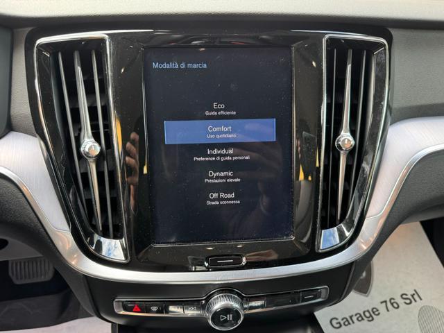 VOLVO V60 Cross Country D4 AWD Geartronic Business Plus