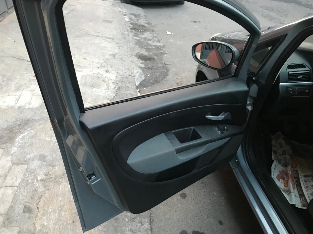 Fiat Grande Punto 1.3mljt NEOPATENTATI CHIAMA