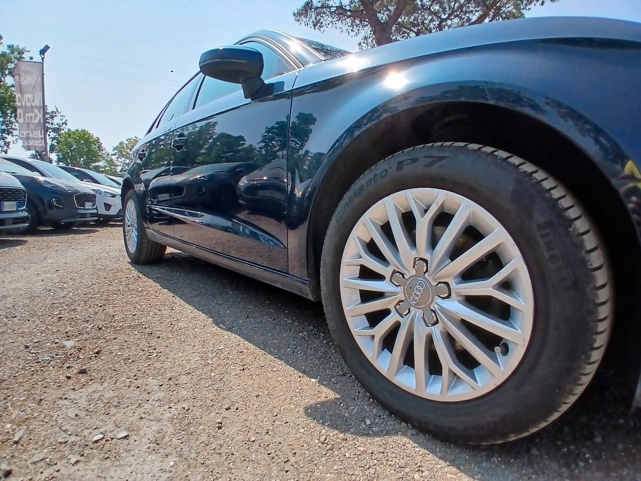 Audi A3 1.6 TDI 116CV S tronic Business
