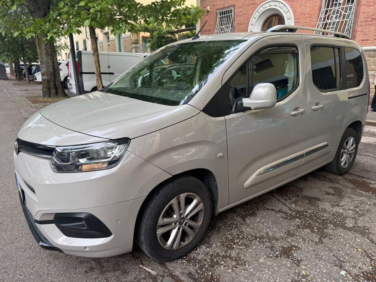 Toyota Proace Proace City Verso 1.2 110 CV S&S Short D Lounge